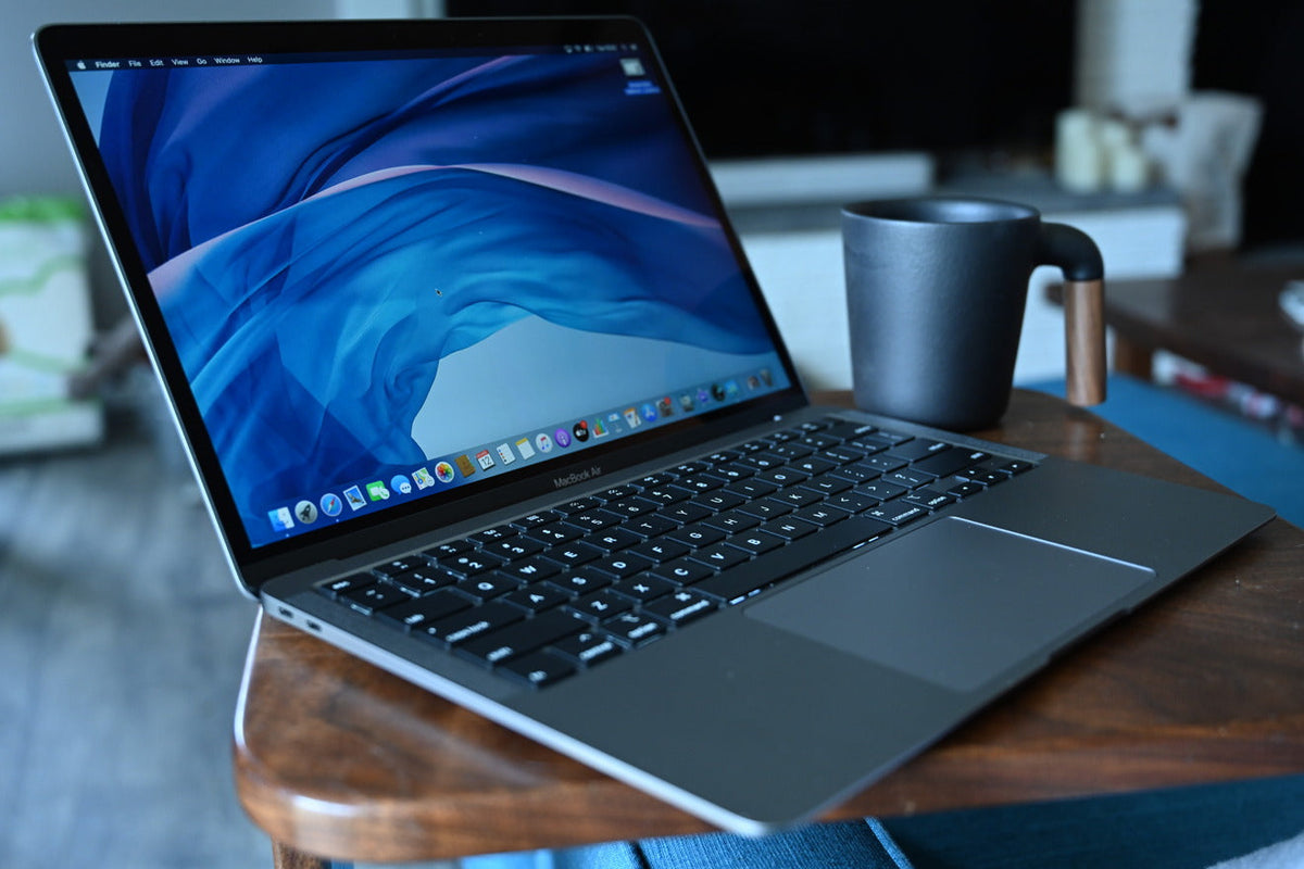 Apple MacBook Air 13.3インチ スペースグレー　A2179 Amazon.com: Apple MacBook Air 2020 13.3-inch (Intel Core i3