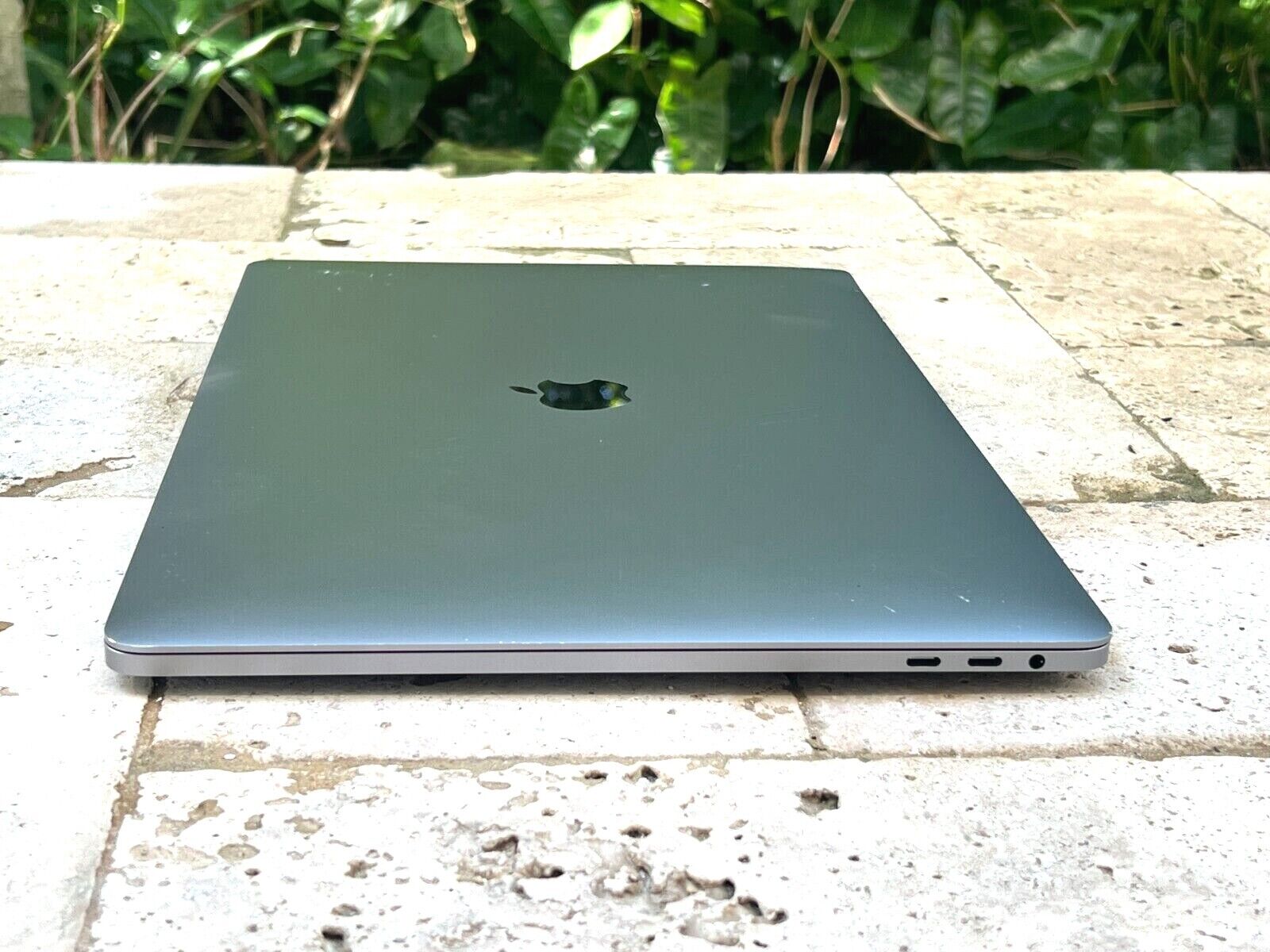 15 Inch Apple MacBook  Pro ﻿Sequoia | 6-Core i7 | a1990 | Touch Bar - Warranty