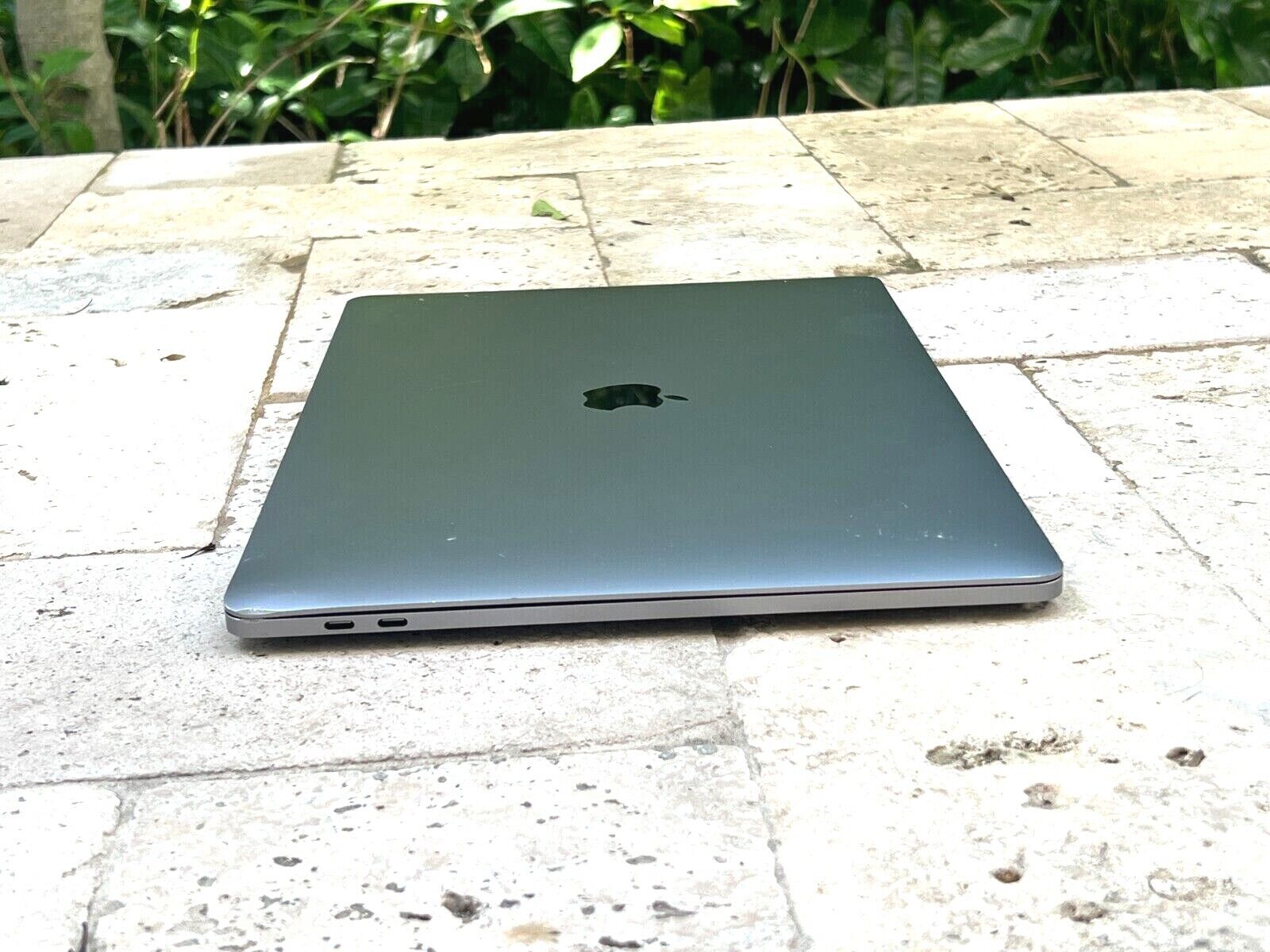 15 Inch Apple MacBook  Pro ﻿Sequoia | 6-Core i7 | a1990 | Touch Bar - Warranty